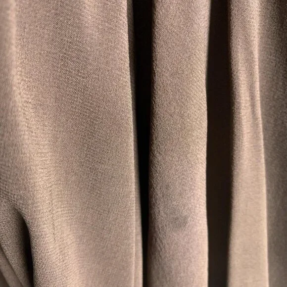 TSE Elegant Brown Silk Skirt - Size 6, 100% Silk, Stunning Style with Minor Flaw - Picture 7 of 7